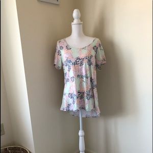 LulaRoe T-shirt